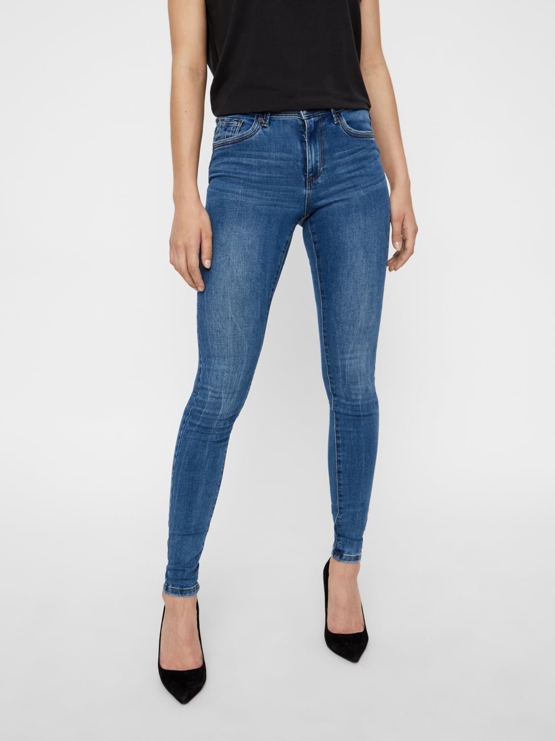 VMTANYA Jeans - Medium Blue Denim - VERO MODA & VILA Bergvik